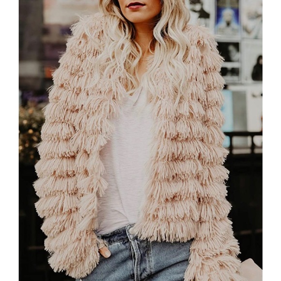 ❄️HP❄️Open Front Faux Fur Coat - Picture 14 of 16
